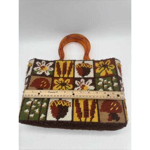 Vtg 70s Purse Needlepoint Floral Mushroom Patchwork Lucite Handles Retro MCM - Picture 6 of 7